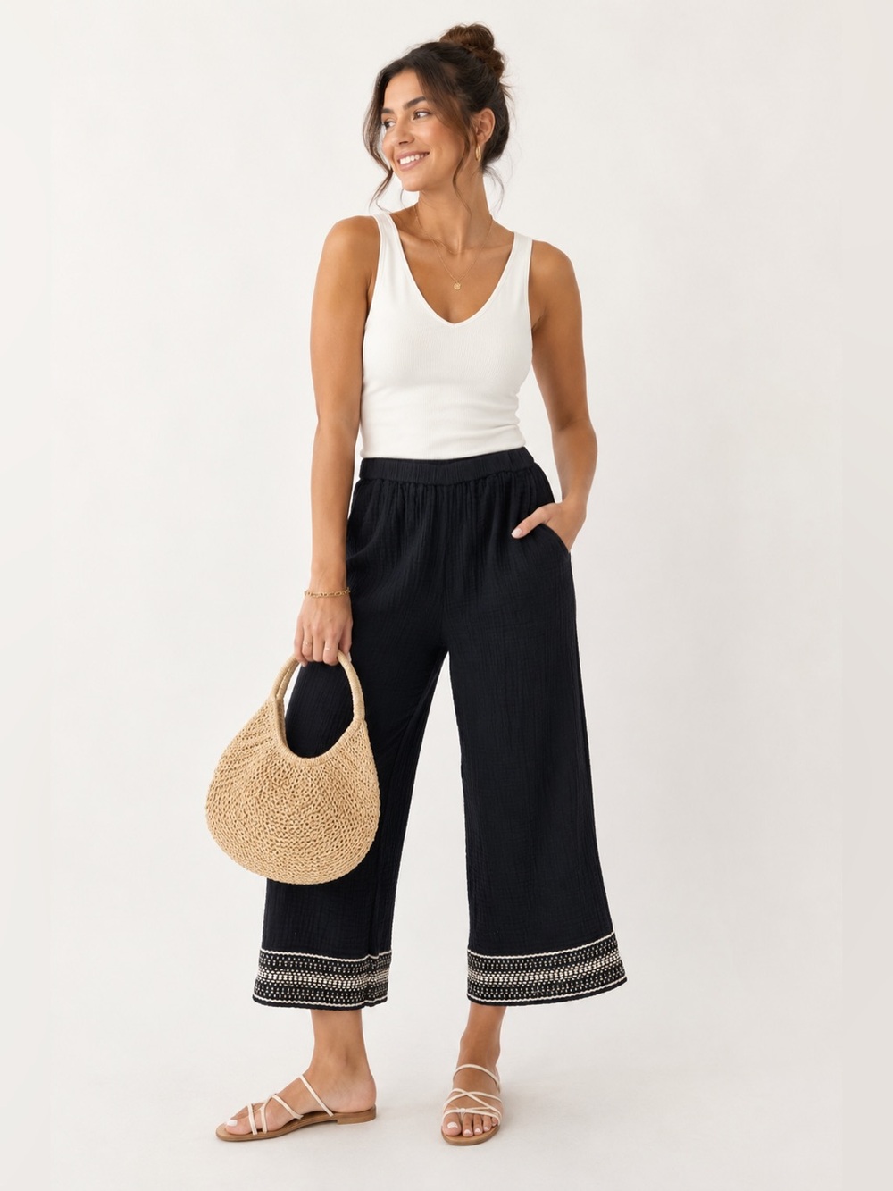 J Jill Pure Jill Black Cotton Cropped Pants with Embroidered Hem Sz. L